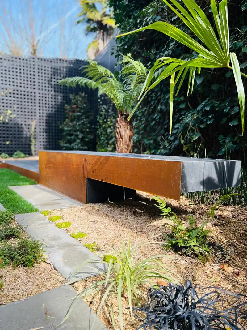 Services réalisation de l'agence Lacoste, paysagiste DPLG concepteur à Bordeaux